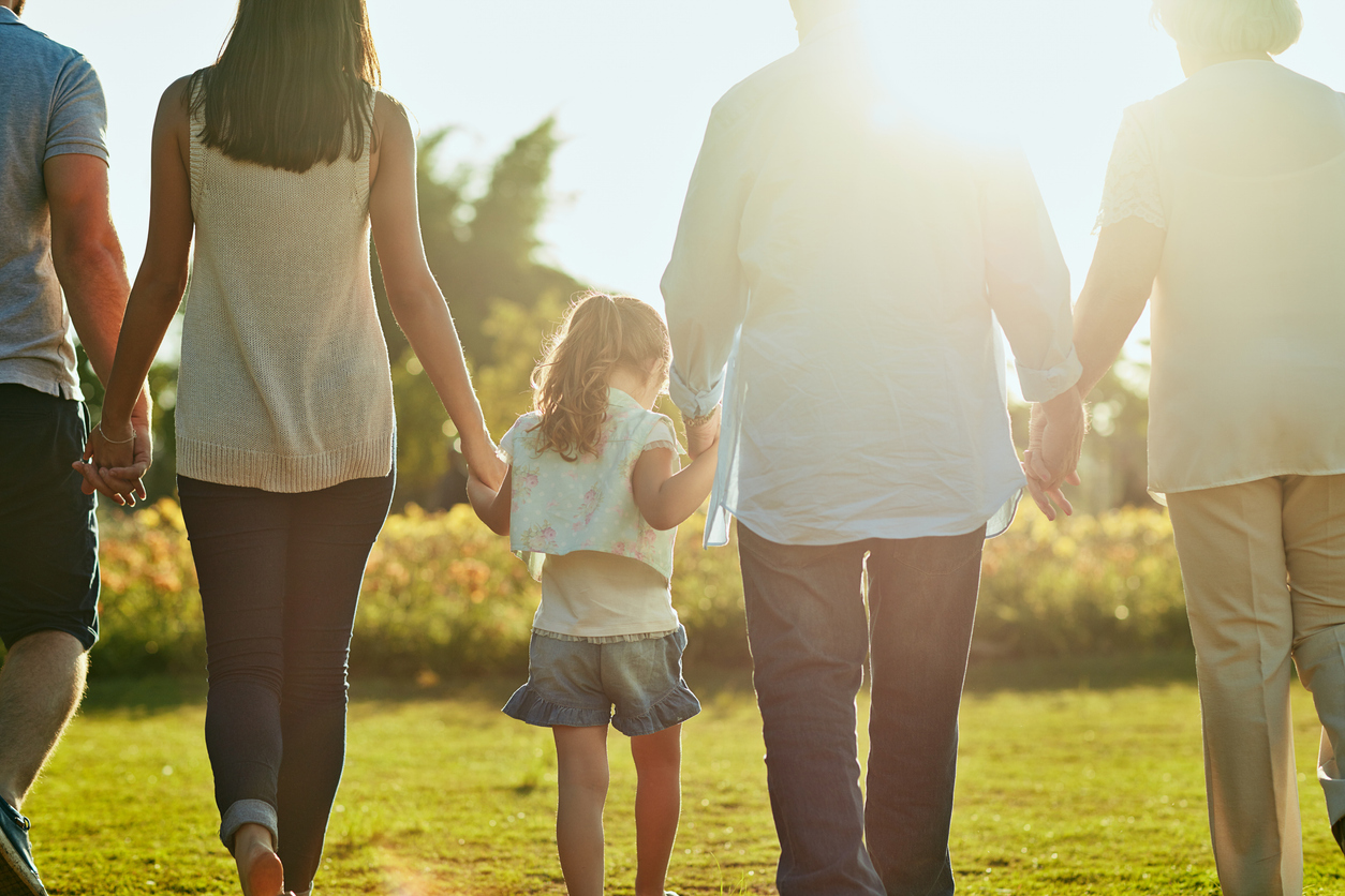 La importancia del duelo en la familia: Cómo sanar para seguir celebrando juntos